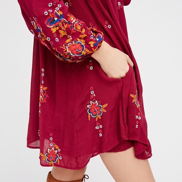 Embroidered Long-Sleeve Mini DRESS Black Blue NEW - Picture 2 of 7